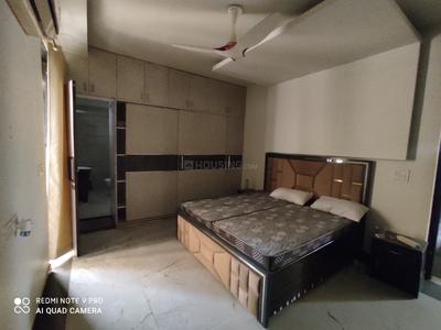 Bedroom Image of 1800 Sq.ft 3 BHK Builder Floor for sale in Punjabi Bagh New Delhi for Rs. 27500000