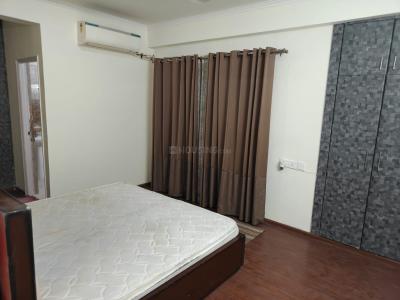Bedroom Image of 1820 Sq.ft 3 BHK Apartment / Flat for rent in Maxblis White House, Sector 75 Noida for Rs. 60000