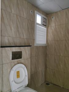 Common Bathroom Image of 1953 Sq.ft 3 BHK Apartment / Flat for sale in Sobha Meritta, Siruseri Chennai for Rs. 16400000
