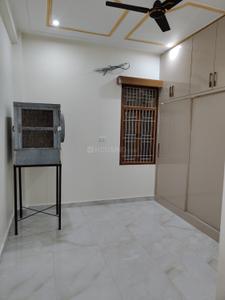 Bedroom Image of 1250 Sq.ft 2 BHK Builder Floor for rent in Gomti Nagar Lucknow for Rs. 25000