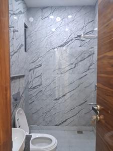 Common Bathroom Image of 1200 Sq.ft 3 BHK Builder Floor for rent in Paschim Vihar New Delhi for Rs. 45000
