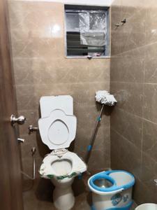 Bathroom Image of 1200 Sq.ft 3 BHK Apartment / Flat for rent in New Alkapuri Vadodara for Rs. 23000