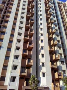 Image of 927 Sq.ft 2 BHK Apartment / Flat for sale in Lodha Lakeshore Greens, Palava Phase 2, Thane for Rs. 6000000