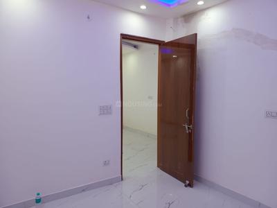 Bedroom Image of 950 Sq.ft 3 BHK Builder Floor for rent in Khirki Extension New Delhi for Rs. 26500