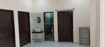 Bedroom Image of 1250 Sq.ft 2 BHK Independent House for rent in Mayur Residency, Indira Nagar Lucknow for Rs. 16500
