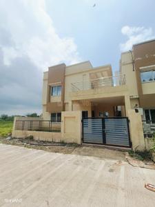 Building Image of 2700 Sq.ft 4 BHK Independent House for sale in Kamal Vihar Raipur for Rs. 10500000