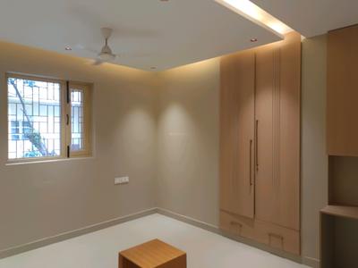 Bedroom Image of 1300 Sq.ft 3 BHK Builder Floor for sale in Janakpuri New Delhi for Rs. 22500000