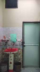 Bathroom Image of 500 Sq.ft 2 BHK Independent House for rent in Jagjeetpur Haridwar for Rs. 6000