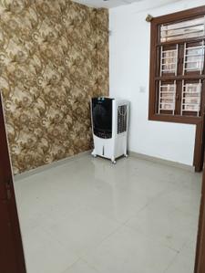 Bedroom Image of 810 Sq.ft 3 BHK Apartment / Flat for sale in Lord Krishna Apartment, Uttam Nagar New Delhi for Rs. 4000000