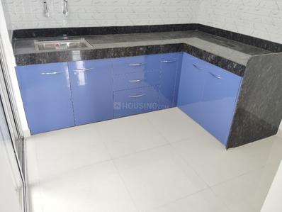 Kitchen Image of 950 Sq.ft 2 BHK Apartment / Flat for rent in Majestique Rhythm County, Handewadi Pune for Rs. 20000