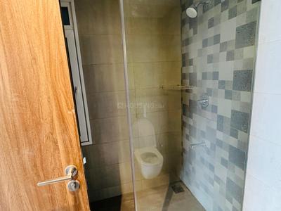 Bathroom Image of 1879 Sq.ft 2 BHK Apartment / Flat for rent in Koyambedu Chennai for Rs. 75000
