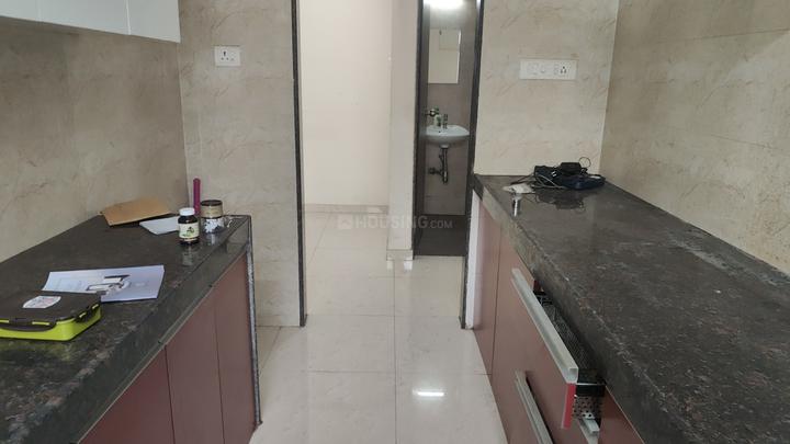 Veena Senterio Main Image 1