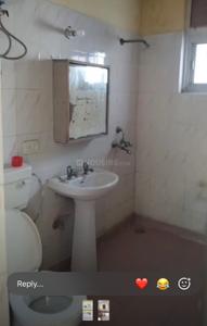 Image of 1200 Sq.ft 3 BHK Apartment / Flat for rent in Piyush Heights, Sector 89, Faridabad for Rs. 27000