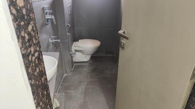 Image of 550 Sq.ft 1 BHK Apartment / Flat for rent in Pankaj Mansion, Worli, Mumbai for Rs. 65000