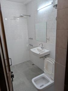Image of 1600 Sq.ft 3 BHK Apartment / Flat for rent in Sector 9 Dwarka, New Delhi for Rs. 55000