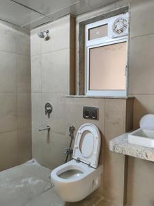 Common Bathroom Image of 1150 Sq.ft 3 BHK Apartment / Flat for rent in Runwal Sanctuary, Mulund West Mumbai for Rs. 86500