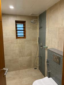 Bathroom Image of 4000 Sq.ft 5 BHK Independent House for sale in Edappally Kochi for Rs. 38500000