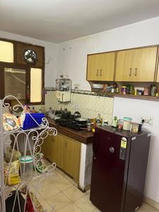 Kitchen Image of 1200 Sq.ft 1 BHK Builder Floor for rent in Greater Kailash II New Delhi for Rs. 46000