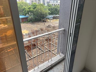 Balcony Image of 650 Sq.ft 1 BHK Apartment / Flat for sale in Borgaonkar Elegance, Kalyan West Kalyan for Rs. 5721000