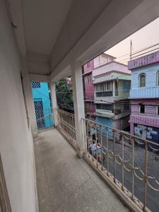 Balcony Image of 930 Sq.ft 2 BHK Builder Floor for sale in Jadavpur Kolkata for Rs. 4500000