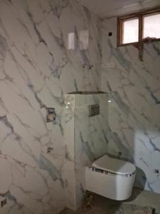 Common Bathroom Image of 1550 Sq.ft 3 BHK Apartment / Flat for sale in Sector 104 Noida for Rs. 7000003