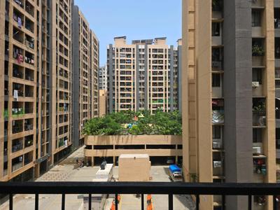 Living Room Image of 590 Sq.ft 1 BHK Apartment / Flat for sale in Rustomjee Avenue L1 L2 And L4, Virar West Virar for Rs. 4100000