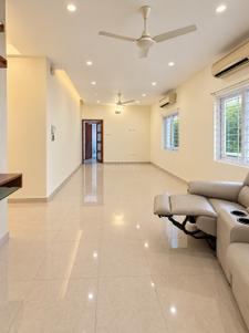Hall Image of 1300 Sq.ft 2 BHK Apartment / Flat for rent in Teynampet Chennai for Rs. 75000