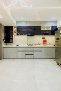 Kitchen Image of 1800 Sq.ft 3 BHK Apartment / Flat for sale in Rajvi Exotica, Nikol Ahmedabad for Rs. 32500000