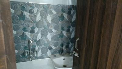 Image of 950 Sq.ft 3 BHK Builder Floor for sale in Laxmi Nagar, New Delhi for Rs. 8500000