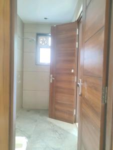 Common Bathroom Image of 1900 Sq.ft 4 BHK Builder Floor for sale in Ridhi Homes Luxury Floors, Green Field Colony Faridabad for Rs. 17400000