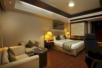 Bedroom Image of 3100 Sq.ft 4 BHK Apartment / Flat for sale in Venetia Vienna, Juhu Mumbai for Rs. 162500000