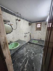 Bathroom Image of 7500 Sq.ft 10 BHK Independent House for sale in Kankurgachi Kolkata for Rs. 60000000