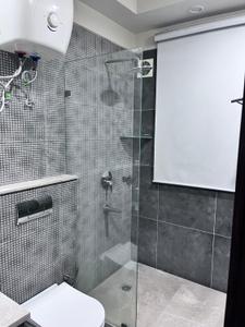 Bathroom Image of 1480 Sq.ft 2 BHK Builder Floor for rent in Sector 46 Gurgaon for Rs. 43300