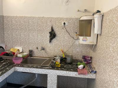 Kitchen Image of 500 Sq.ft 1 RK Independent House for rent in Ansal Esencia Sector 67, Sector 67 Gurgaon for Rs. 19000