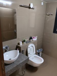 Common Bathroom Image of 3280 Sq.ft 4 BHK Apartment / Flat for sale in Visionnair, Bodakdev Ahmedabad for Rs. 30000000