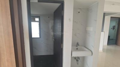 Image of 805 Sq.ft 2 BHK Apartment / Flat for rent in Triveni Crown, Kalyan West, Kalyan for Rs. 20500