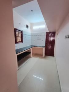 Kitchen Image of 900 Sq.ft 2 BHK Apartment / Flat for rent in Korattur Chennai for Rs. 21000