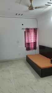 Bedroom Image of 1200 Sq.ft 3 BHK Builder Floor for rent in Dilshad Garden New Delhi for Rs. 25000