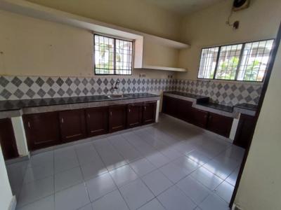 Kitchen Image of 1350 Sq.ft 3 BHK Builder Floor for rent in Kadavanthra Kochi for Rs. 22000