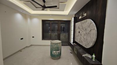 Living Room Image of 2200 Sq.ft 3 BHK Builder Floor for rent in Sector 122 Noida for Rs. 48000