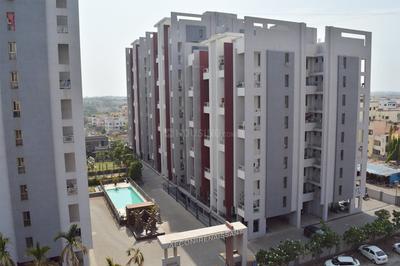 Building Image of 1150 Sq.ft 2 BHK Apartment / Flat for rent in Alcon Renaissant, Kharadi Pune for Rs. 38000