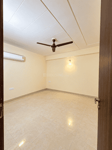 Bedroom Image of 1750 Sq.ft 4 BHK Apartment / Flat for sale in Sector 30 Gurgaon for Rs. 18100000