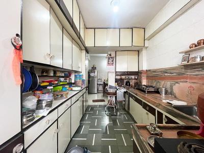 Kitchen Image of 1125 Sq.ft 2 BHK Apartment / Flat for sale in Ambawadi Ahmedabad for Rs. 6000000