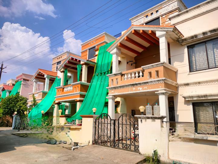 Abhinav Tirupati Apartment Main Image 1