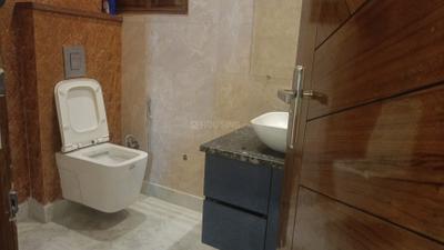 Image of 1122 Sq.ft 2 BHK Builder Floor for rent in Sector 105, Noida for Rs. 40000