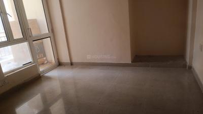 Bedroom Image of 1050 Sq.ft 2 BHK Apartment / Flat for rent in Supertech Ecociti, Sector 137 Noida for Rs. 23500