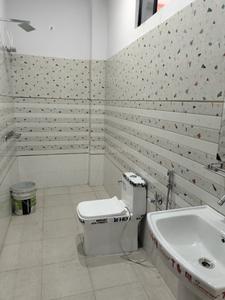 Lane 3 Bathroom 1