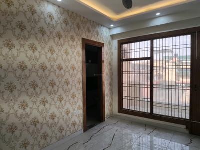 Bedroom Image of 1800 Sq.ft 4 BHK Builder Floor for sale in Shalimar Garden Ghaziabad for Rs. 16100000