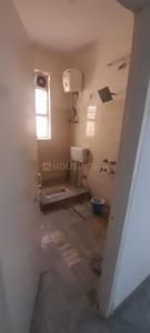 Bathroom Image of 1350 Sq.ft 3 BHK Apartment / Flat for sale in Lalpur Ranchi for Rs. 6400000