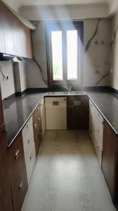 Kitchen Image of 2500 Sq.ft 3 BHK Builder Floor for rent in BPTP Amstoria , Sector 102 Gurgaon for Rs. 50000